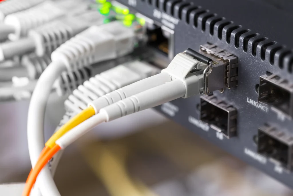 cables para redes informáticas, de telecomunicaciones, internet y por cable en valladolid